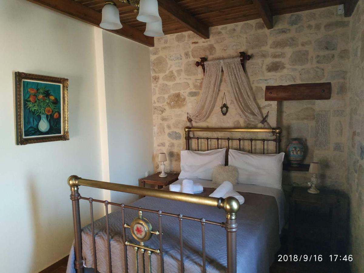 Amazing Stone Villas Kapetanianá 외부 사진